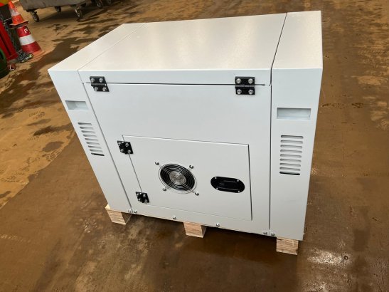 Giga power PLD12000SE 10 kVA silent generator Giga power PLD12000SE 10 kVA silent generator 2022 1 image 8