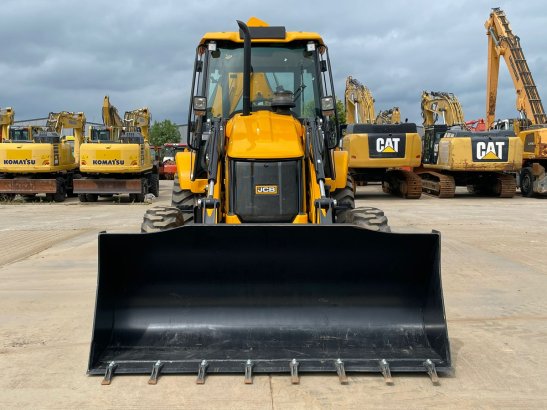 JCB 3DX 2152 2026 1 image 8
