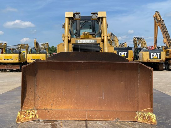 Caterpillar D6T XL D6T XL 2011 2 Dozers image 8