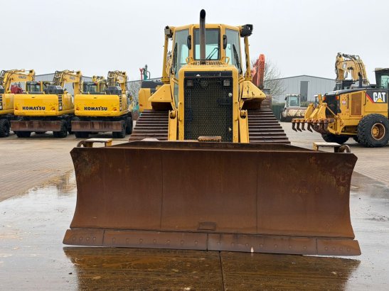 Caterpillar D6N XL | German Machine D6N XL | German Machine 2007 2 Dozers image 38