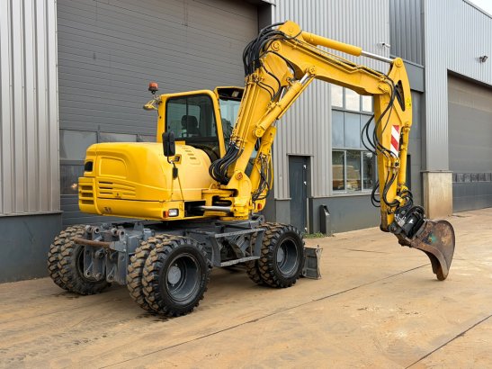 Takeuchi TB295W-1 TB295W-1 2018 2 Wheeled Excavators image 8