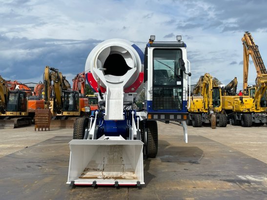 Giga power GW5500 Self Loading Concrete Mixer Giga power GW5500 Self Loading Concrete Mixer 2026 1 image 8