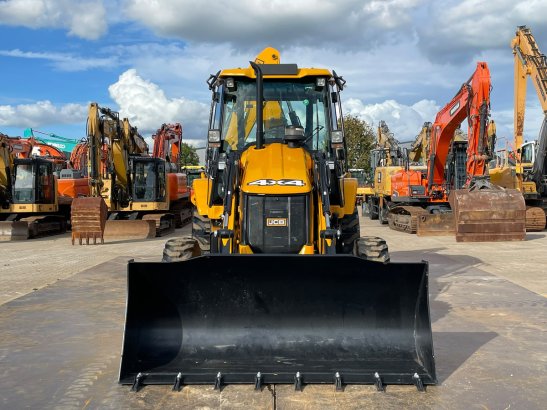 JCB 3DX 4WD hammerlines 2152 2026 1 image 8