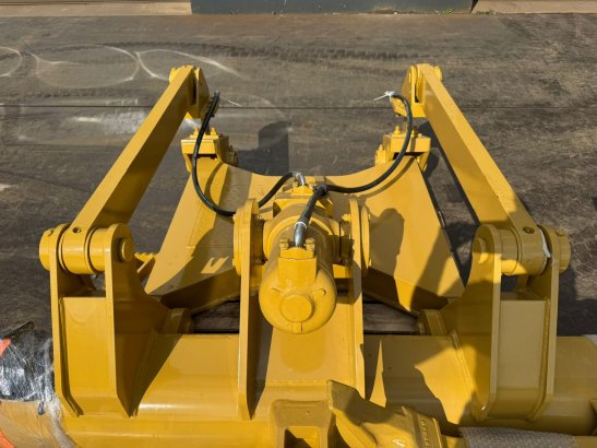 Caterpillar D6N D6M D5H D5R D5 NG 1 Cylinder Ripper D6N D6M D5H D5R D5 NG 1 Cylinder Ripper 2026 1 image 9