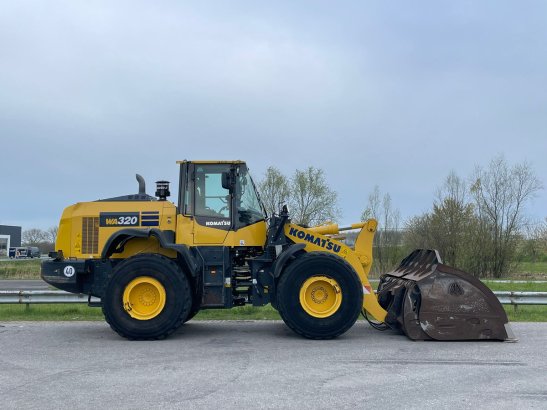 Komatsu WA320 WA320 2020 2 Wheel Loaders image 9