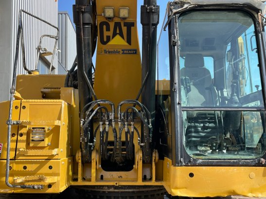 Caterpillar 328D 328D 2012 2 Crawler Excavators image 9