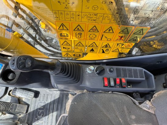 Komatsu PW180-11 PW180-11 2019 2 Wheeled Excavators image 9