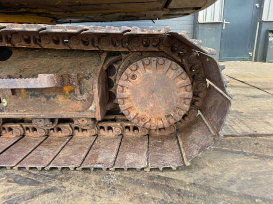 Caterpillar 319DL 319DL 2011 2 Crawler Excavators image 24