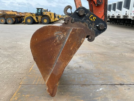 Hitachi ZX300LC-6 ZX300LC-6 2018 2 Crawler Excavators image 16