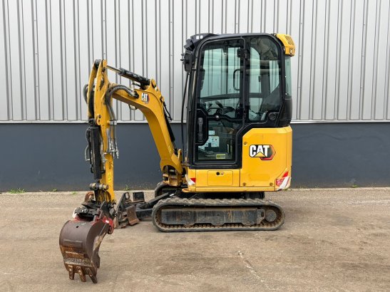 Caterpillar 301.8-05 301.8-05 2021 2 Crawler Excavators image 9