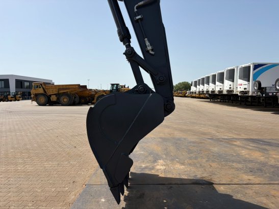 Hyundai R215L R215L 2026 1 Crawler Excavators image 9