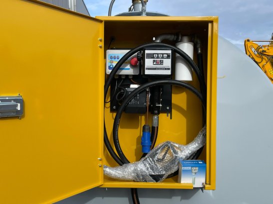 Emiliana Serbatoi TF9/50 9000Ltr fuel tank Emiliana Serbatoi TF9/50 9000Ltr fuel tank 2025 1 image 37