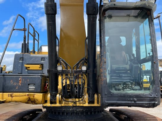 Caterpillar 329E Long Reach Excavator 329E Long Reach Excavator 2014 2 Crawler Excavators image 9