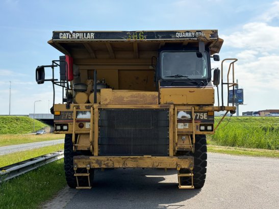 Caterpillar 775E 775E 2004 2 Dump Truck image 9
