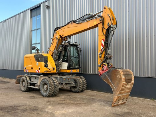Liebherr A918 Compact Litronic A918 Compact Litronic 2016 2 Wheeled Excavators image 9