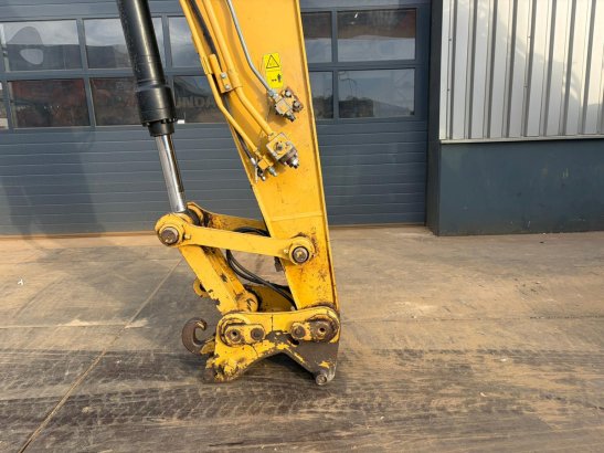 Caterpillar 320ELRR 320ELRR 2015 2 Crawler Excavators image 9