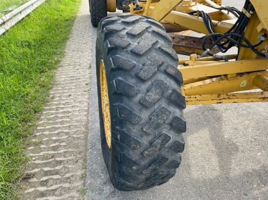 Caterpillar 12M (12G/12H/140M) 12M (12G/12H/140M) 2011 2 Motor graders image 9