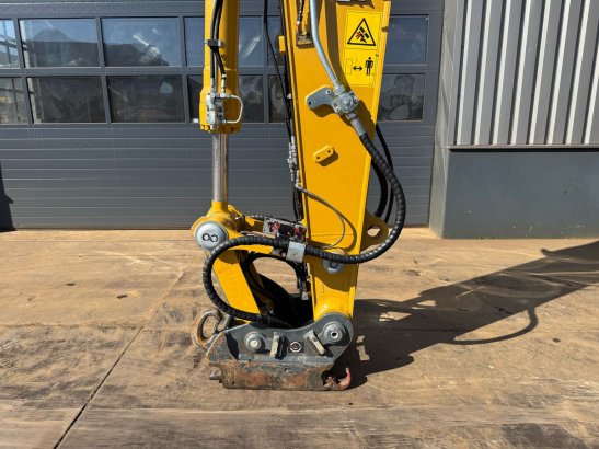 Liebherr R926NLC R926NLC 2020 2 Crawler Excavators image 219