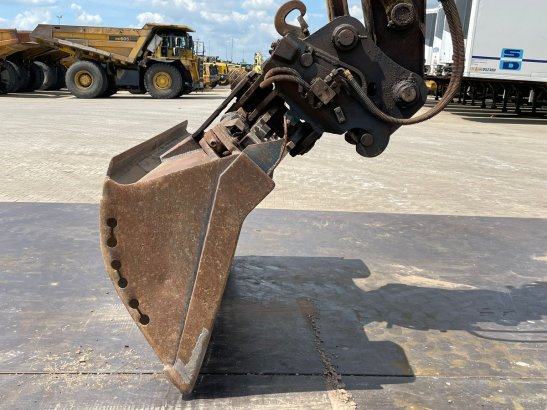 Hitachi ZX170W-5B ZX170W-5B 2016 2 Wheeled Excavators image 24