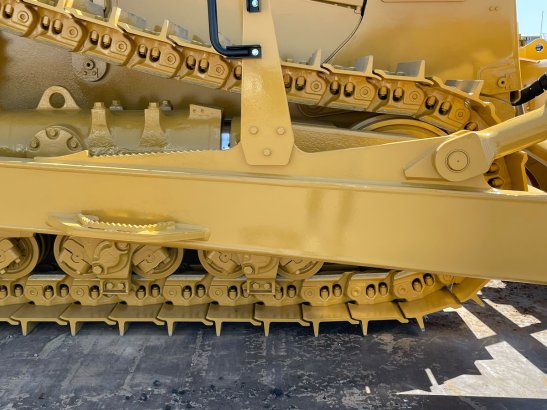 Caterpillar D8T - CE / EPA D8T - CE / EPA 2021 2 Dozers image 28
