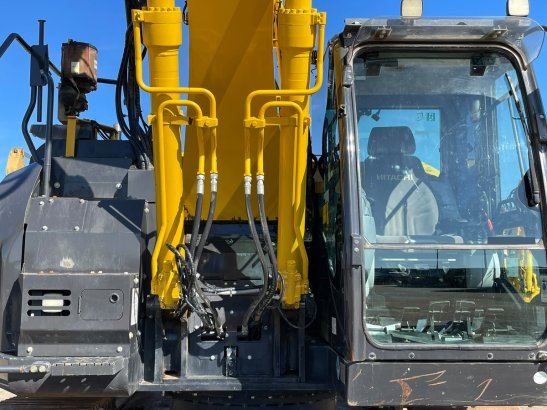 Hitachi ZX225USLC-6 ZX225USLC-6 2020 2 Crawler Excavators image 9