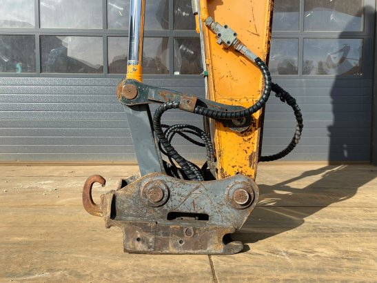 Hyundai Robex 300NLC-9A Robex 300NLC-9A 2014 2 Crawler Excavators image 9