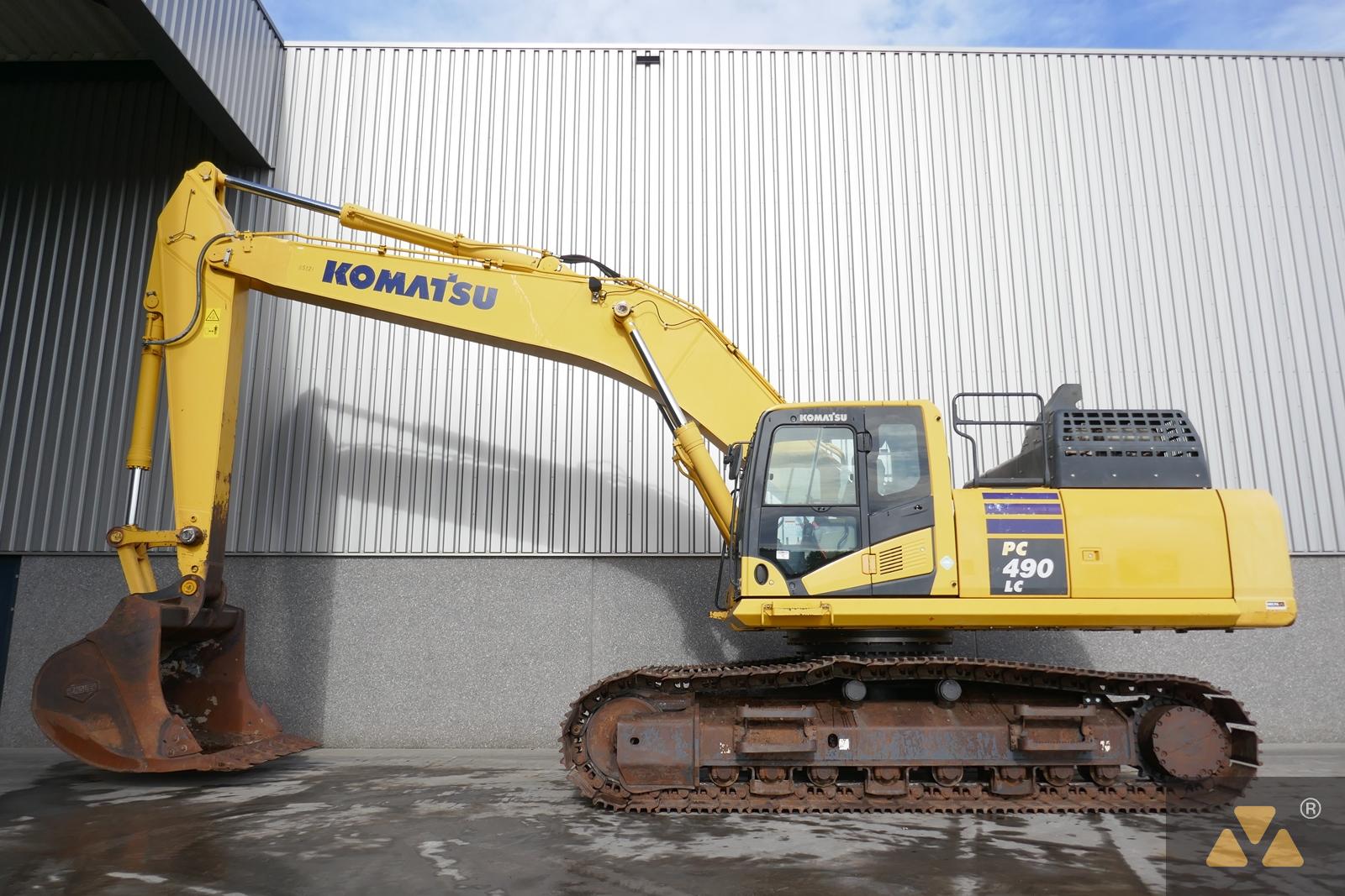 Komatsu PC490LC-11 image