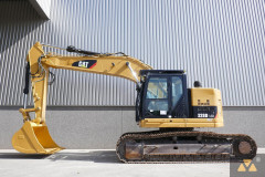 Caterpillar 328D LCR