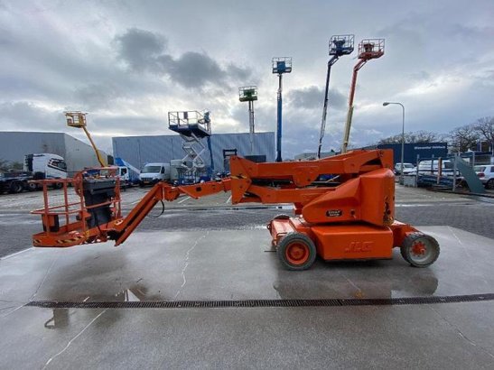 2011 JLG E400 AJPN E400 AJPN 2011 2 image 12