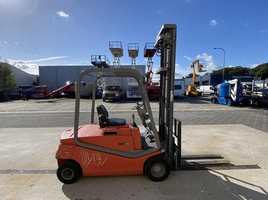 1999 BT CBE 2.0F, Heftruck, Elektro, 620 cm. BT CBE 2.0F, Heftruck, Elektro, 620 cm. 1999 2 Forklift image 4