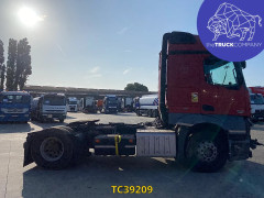 Mercedes-Benz Actros 1842