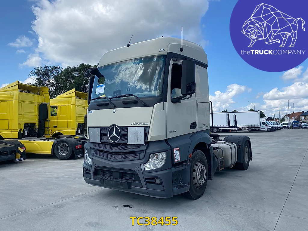 Mercedes-Benz Actros 1843 image