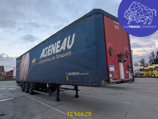Fruehauf Curtainsides 2007 2
