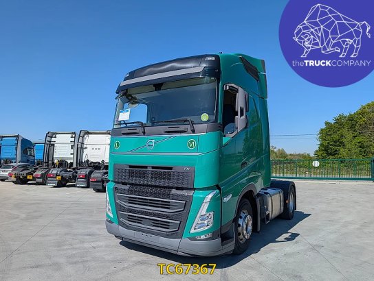 Volvo FH 500 590 2023 2 Tractor Units