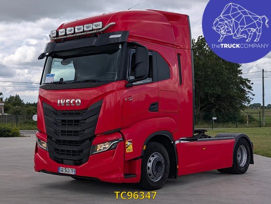 Iveco S-Way 490 S-Way 490 2023 2 Tractor Units image 31