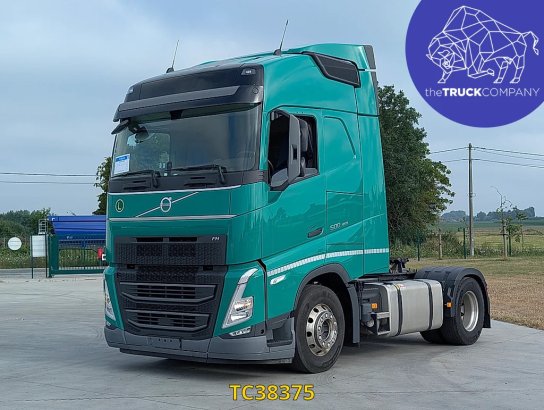 Volvo FH 500 590 2023 2 Tractor Units image 16