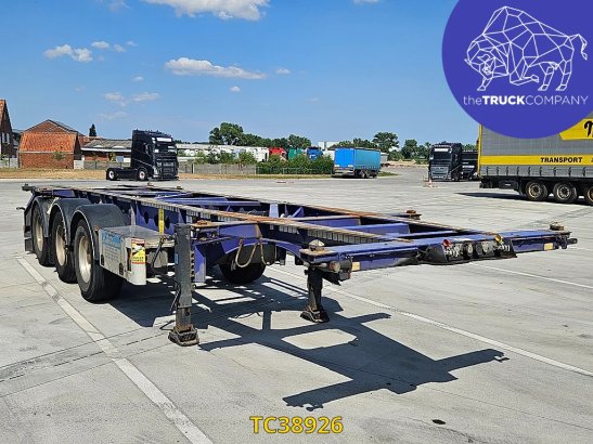 Vanhool 30 ‘ , 20’. ADR Container Transport Van Hool 30 ‘ , 20’. ADR 2015 2