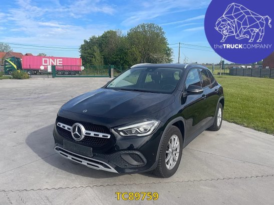 Mercedes-Benz GLA 200 D Mercedes-Benz GLA 200 D 2021 2