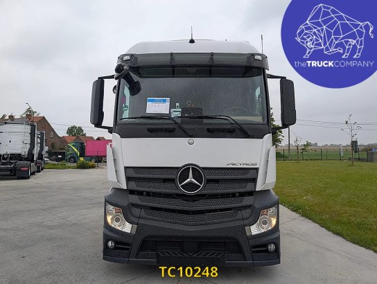 Mercedes-Benz Actros Actros 2018 2 Tractor Units image 10