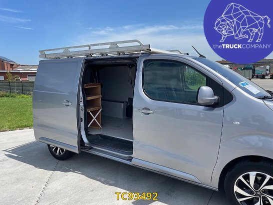 Citroen Jumpy 2.0 // L2 // Premium // GPS // Camera Citroën Jumpy 2.0 // L2 // Premium // GPS // Camera 2021 2 Closed vans...