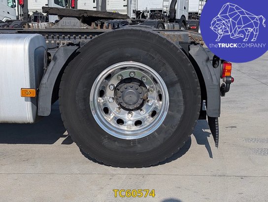 Volvo FH 500 590 2010 2 Tractor Units image 10