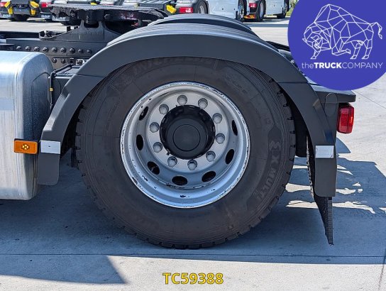 Volvo FH 460 590 2022 2 Tractor Units image 25