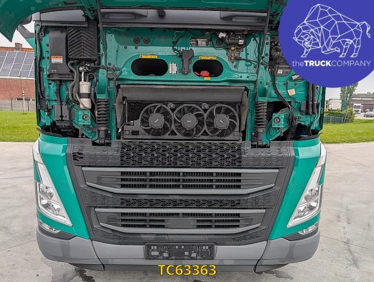 Volvo FH 500 590 2023 2 Tractor Units image 41