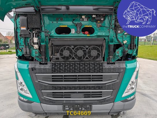 Volvo FH 500 590 2023 2 Tractor Units image 26
