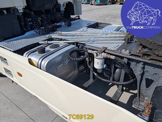 DAF 85 CF 480 85 CF 480 2018 2 Tractor Units image 11
