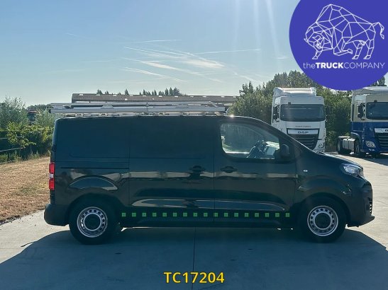 Citroen JUMPY 1.5 HDI Peugeot Expert 2023 2 Closed vans image 11