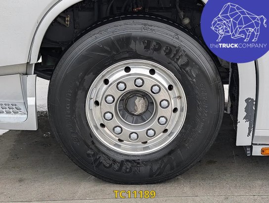 Volvo FH 460 590 2020 2 Tractor Units image 11