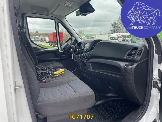 Iveco Daily 35S16 CAR TRANSPORT + WINCH Daily 35S16 CAR TRANSPORT + WINCH 2021 2 image 12