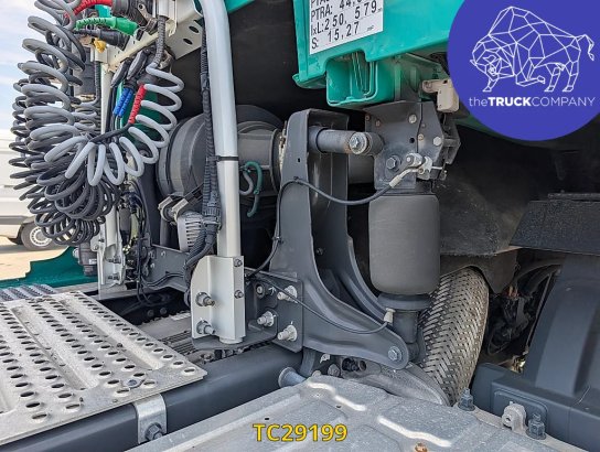 Volvo FH 500 3292 2022 2 Tractor Units image 12