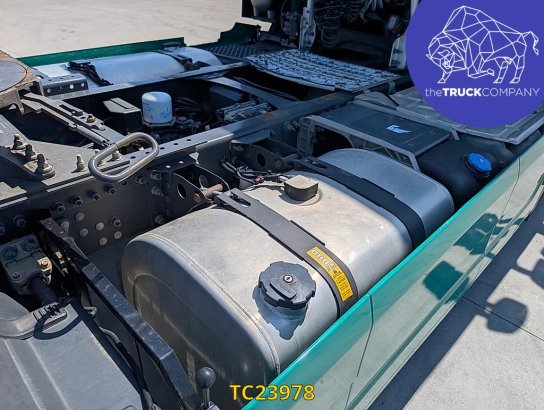 Volvo FH 500 3292 2022 2 Tractor Units image 12
